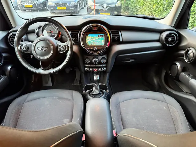 MINI One Mini 1.5 D Business 2018 Diesel 10