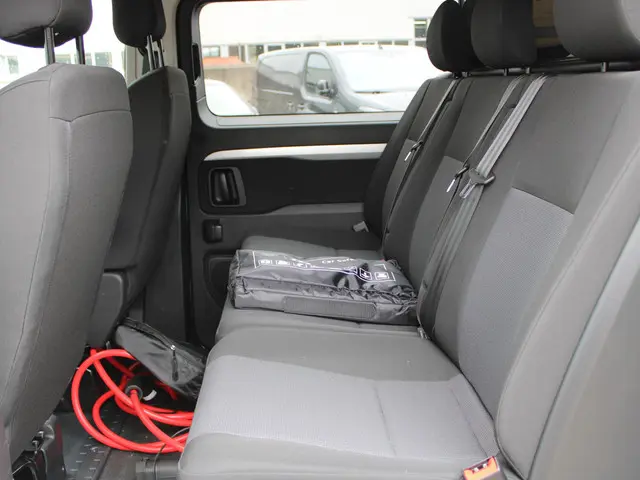Peugeot e-Expert EV L3 DC 75 kWh 2023 Elektrisch 9
