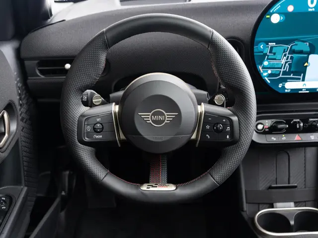 MINI 5-Deurs S 2025 Benzine 7