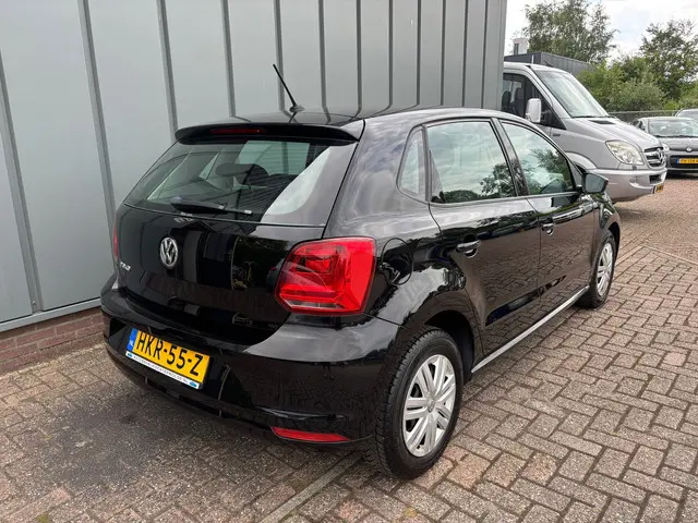 Volkswagen Polo 1.0 MPI Trendline 2017 Benzine 3