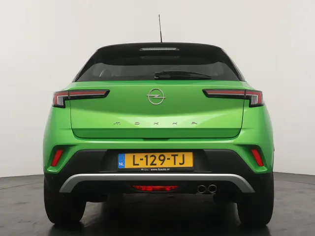 Opel Mokka 1.2 Turbo Business Elegance 2021 Benzine 4