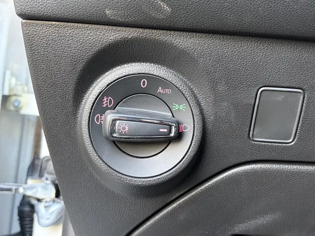 SEAT Leon 1.4 EcoTSI FR Business Intense 2017 Benzine 23