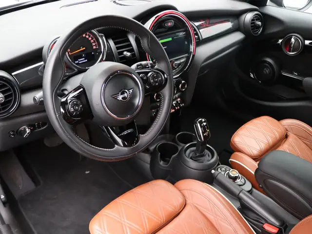 MINI 3-Deurs Cooper 2019 Benzine 10