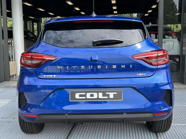 Mitsubishi Colt 1.6 HEV Intense 2025 Hybride Benzine 18