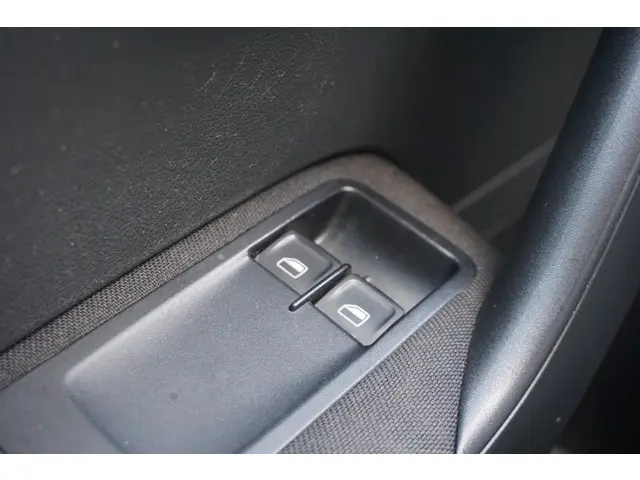 Volkswagen Polo 1.0 Comfortline Edition 2016 Benzine 18