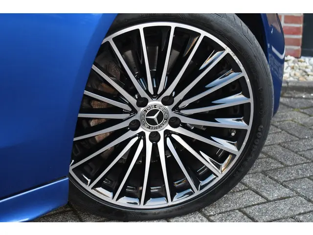 Mercedes-Benz C-Klasse Estate 200 AMG Line 2021 Benzine 9