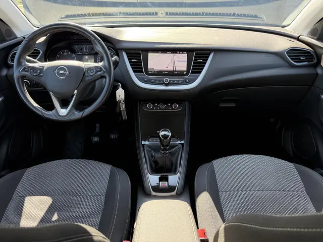 Opel Grandland X 1.2 Turbo Online Edition 2018 Benzine 19