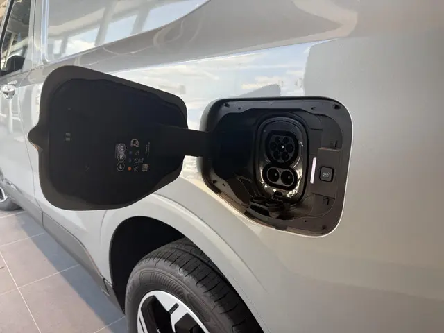 Ford E-Transit Courier Limited 44 kWh 2026 Elektrisch 11