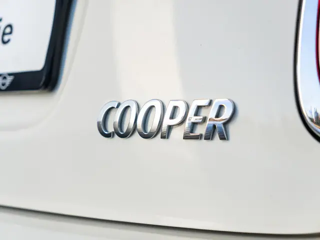 MINI Cooper Cabrio Aut. 2017 Benzine 21