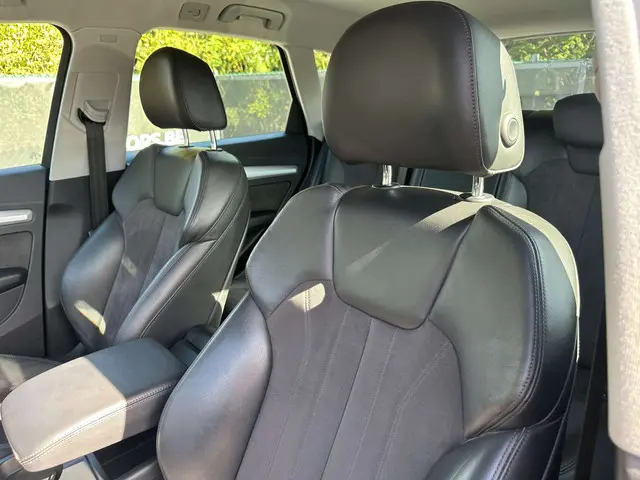 Audi Q5 35 TDI | Quattro | S tronic | Sport 2019 Diesel 16