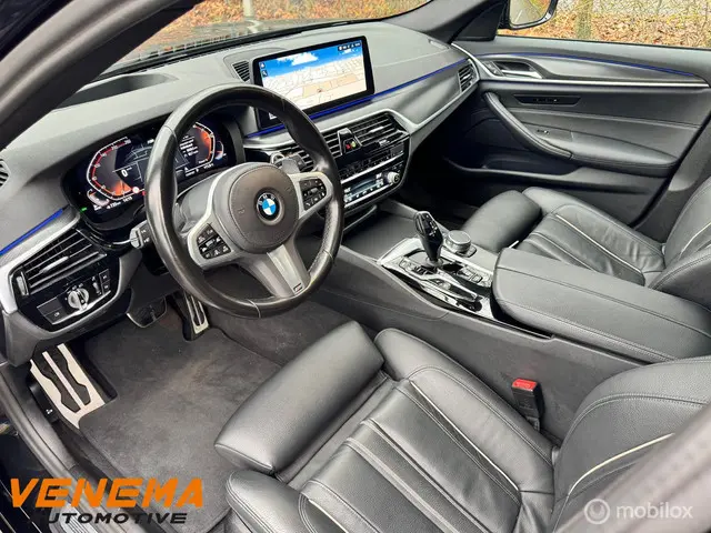 BMW 5 Serie Touring 530d M Sport Edition 2023 Diesel 13