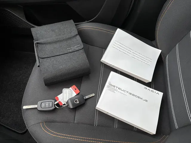 Dacia Sandero Stepway 1.0 TCe 90 Comfort 2023 Benzine 12