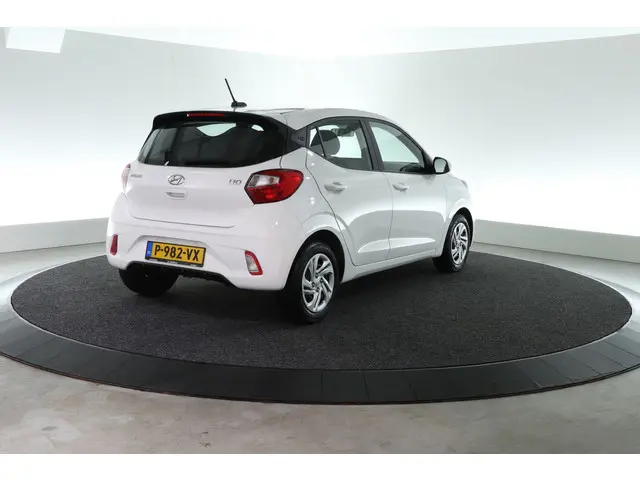 Hyundai i10 1.0 Comfort 5-zits 2022 Benzine 2