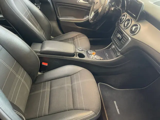 Mercedes-Benz GLA 200 Ambition 2016 Benzine 9