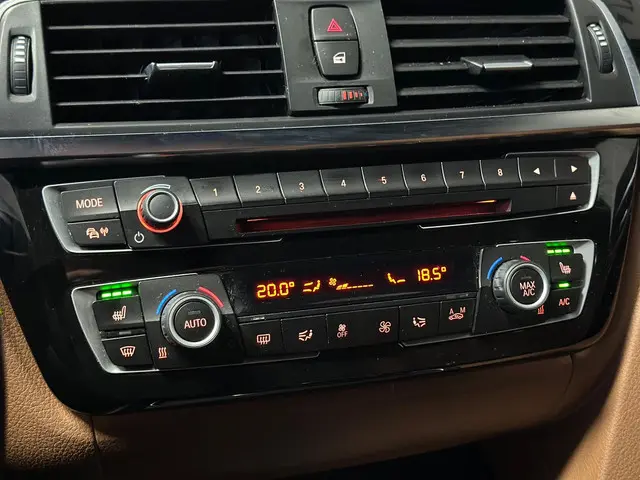 BMW 3 Serie 320i High Executive|AUTOMAAT 2017 Benzine 15