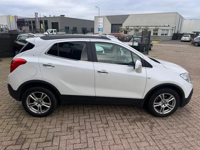 Opel Mokka 1.4 T Cosmo 4x4 2013 Benzine 6