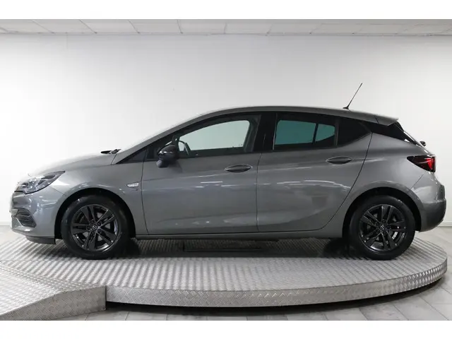 Opel Astra 1.2 Edition 2020 2020 Benzine 8