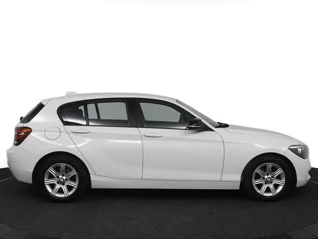 BMW 1 Serie 116i Business Limited Edition 2012 Benzine 4