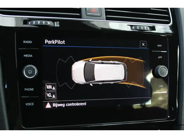 Volkswagen Golf Variant 1.5 TSI Highline 2018 Benzine 15