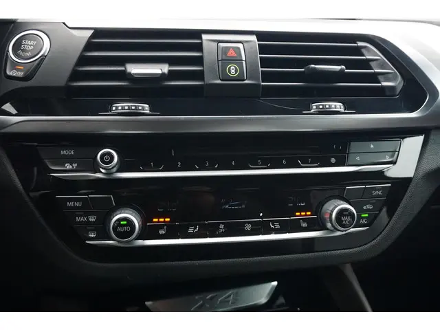 BMW X4 xDrive20i 2019 Benzine 16