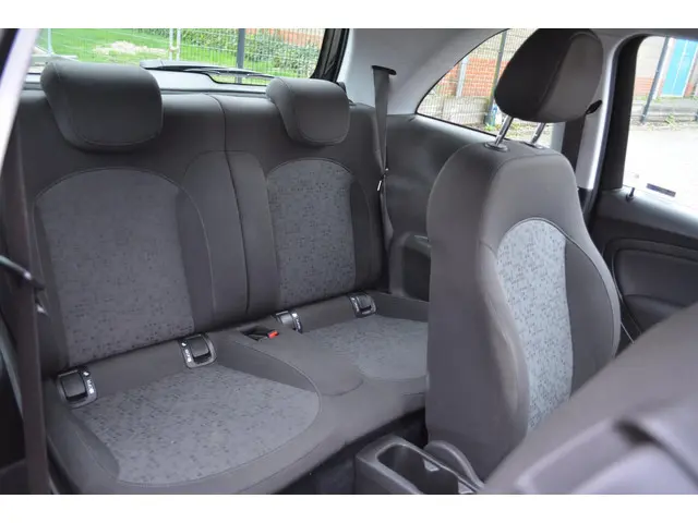 Opel ADAM 1.0 Turbo Glam Favourite 2017 Benzine 9