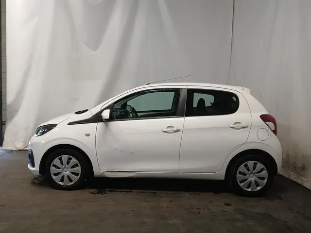 Peugeot 108 3