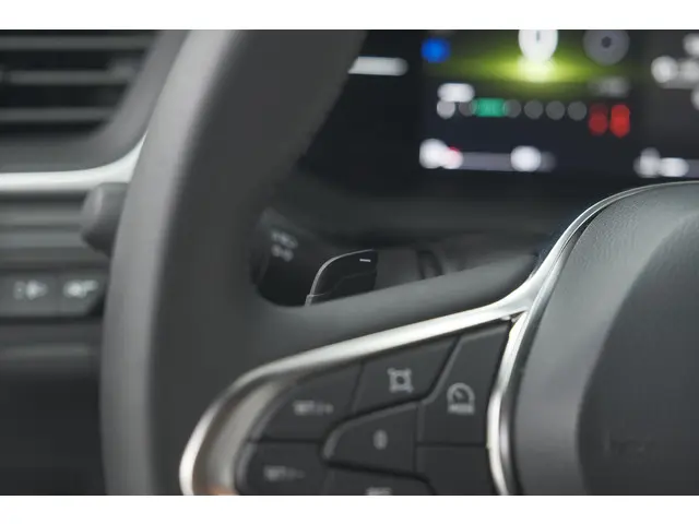 Renault Captur Mild Hybrid 160 Evolution 2024 Benzine 36