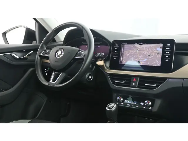 Škoda Scala 1.0 TSI 116pk Business Edition 2021 Benzine 31