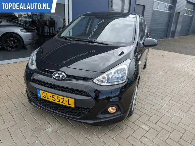 Hyundai i10 1.0i i-Motion Comfort 2015 Benzine 4