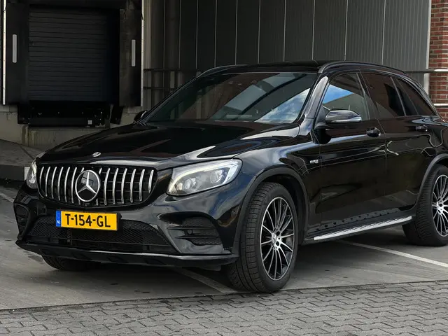 Mercedes-Benz GLC 43 AMG 4MATIC | BOM VOL! 2017 Benzine
