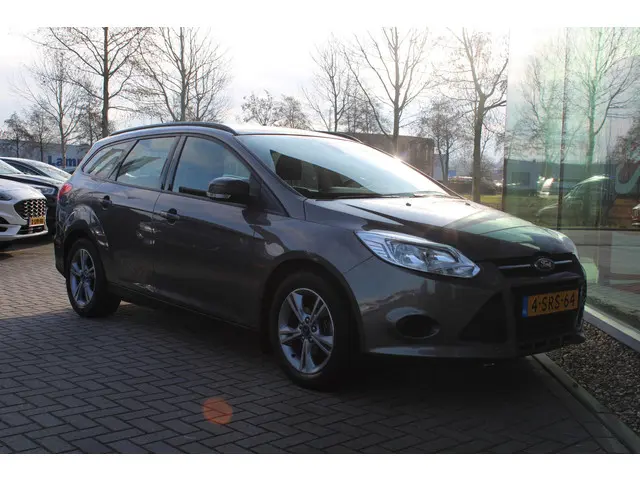 Ford Focus Wagon 1.0 EcoBoost Edition 2013 Benzine 12