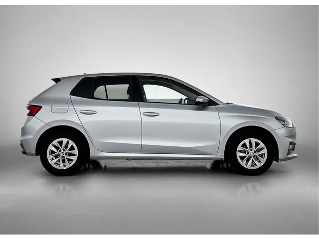 Škoda Fabia 1.0 TSI 95pk Ambition 2023 Benzine 10