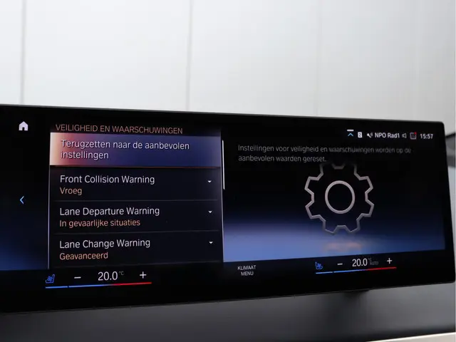 BMW iX xDrive40 High Executive 77 kWh 2021 Elektrisch 54