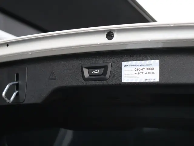 BMW 5 Serie Touring 520i High Executive 2019 Benzine 16