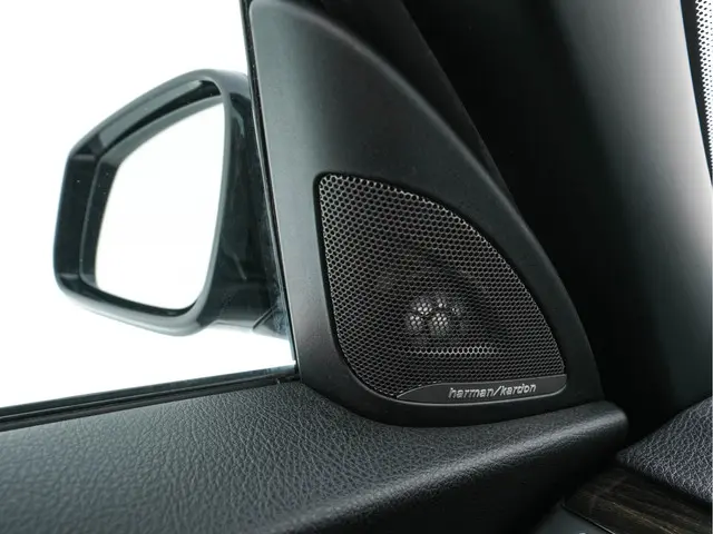 BMW 2 Serie Cabrio 220d Sport M-Sportpack 2016 Diesel 22