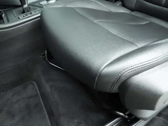 BMW X1 sDrive20i High Executive 2018 Benzine 18