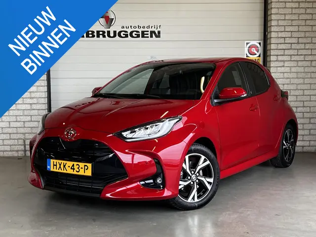 Toyota Yaris 1.5 Hybrid Team D 2024 Hybride Benzine