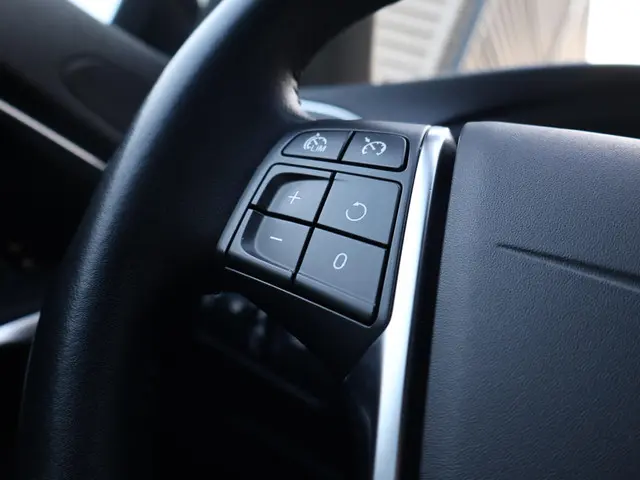 Volvo V40 Cross Country T3 Nordic+ 2017 Benzine 24