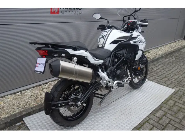 Benelli TRK 502 X 2023 Benzine 3