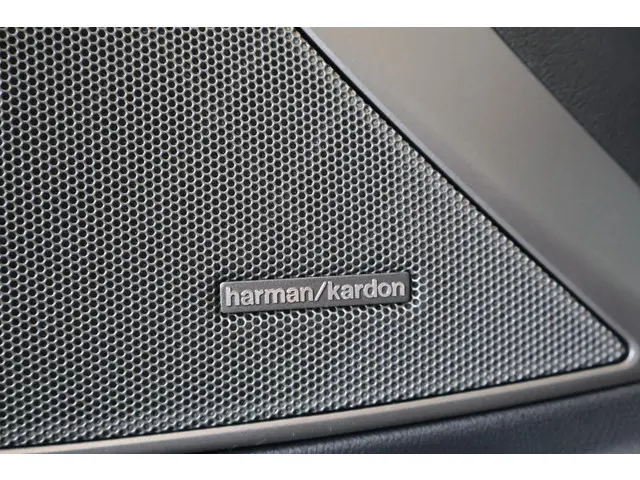 BMW 3 Serie Touring 330i xDrive 2024 Benzine 14