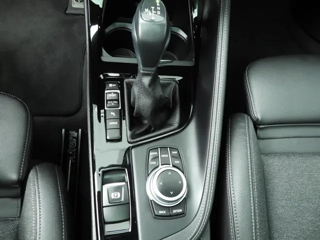 BMW X2 xDrive25e 2021 Hybride Benzine 16