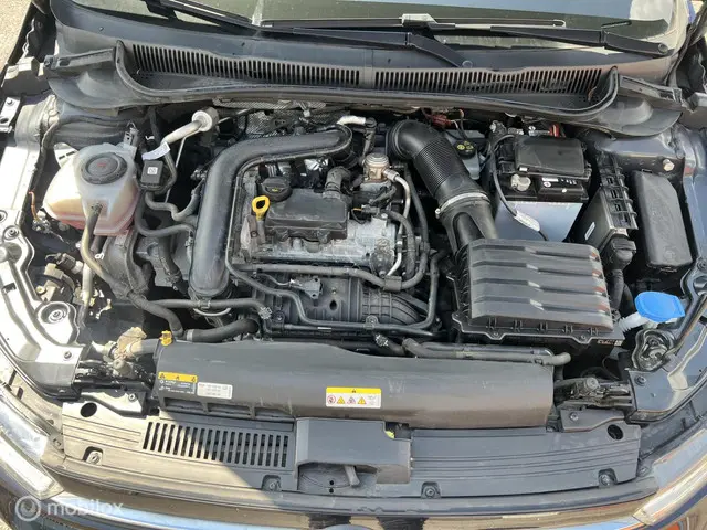 Volkswagen Polo 1.0 TSI Life 2022 Benzine 18