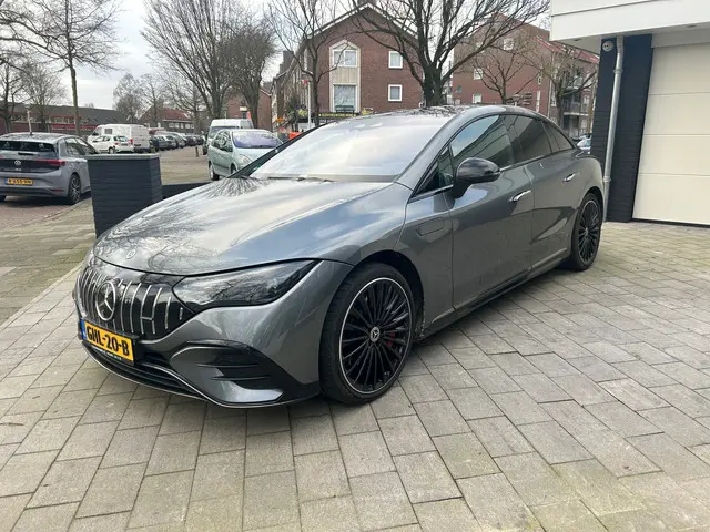 Mercedes-Benz EQE 350+ AMG Line 91 kWh 2022 Elektrisch 2