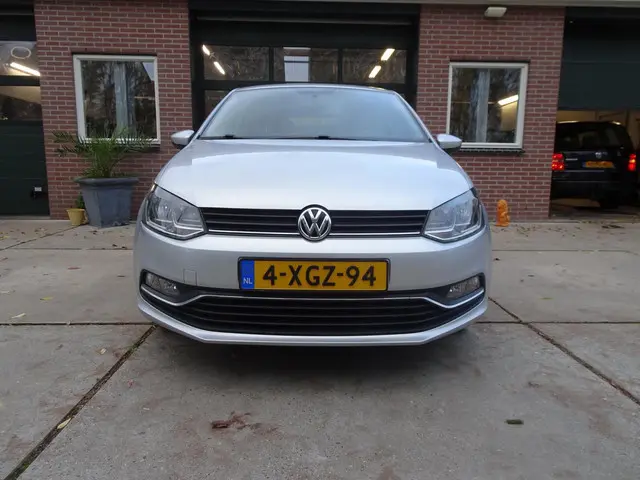 Volkswagen Polo 1.2 TSI Comfortline 2014 Benzine 2