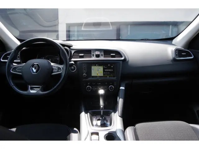 Renault Kadjar 1.2 TCe Bose 2018 Benzine 35