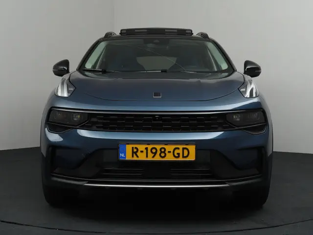 Lynk & Co 01 1.5 2022 Hybride Benzine 14