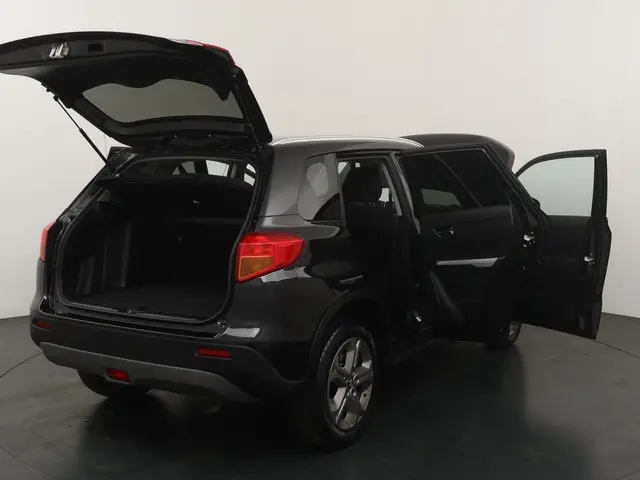 Suzuki Vitara 1.6 Exclusive 2017 Benzine 21