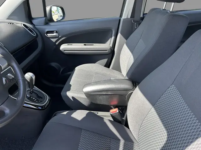 Suzuki Splash 1.2 Exclusive 2013 Benzine 7