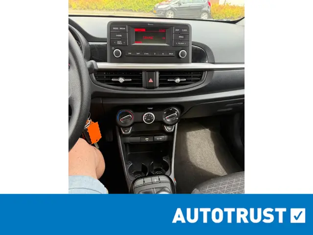 Kia Picanto 1.0 DPi ComfortLine 2024 Benzine 15