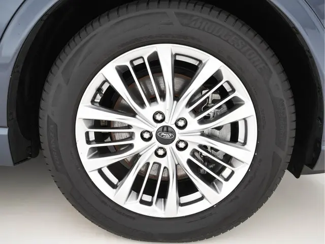 Ford Kuga 2.5 PHEV Vignale (Plug-In) 2020 Hybride Benzine 31